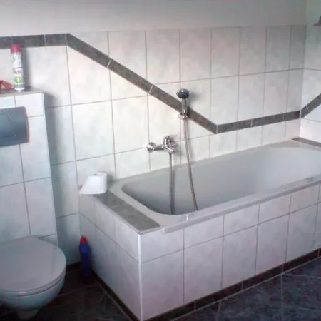 With 1 Bedroom *